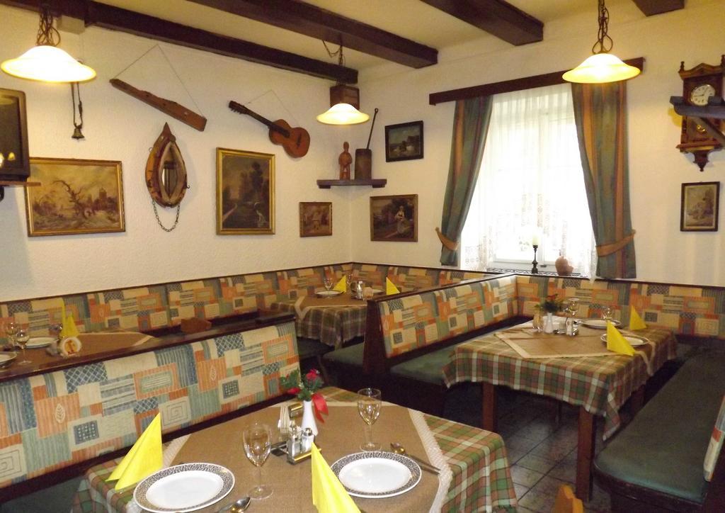 盖斯特豪弗姆拉尔豪弗酒店 Sankt Peter am Kammersberg 外观 照片