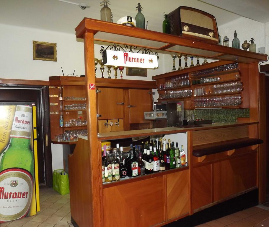 盖斯特豪弗姆拉尔豪弗酒店 Sankt Peter am Kammersberg 外观 照片